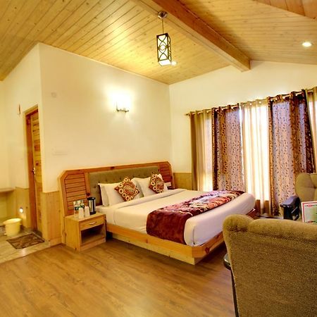 Hotel Thomas Villa Manāli エクステリア 写真