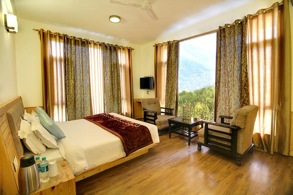 Hotel Thomas Villa Manāli エクステリア 写真