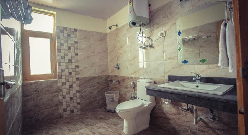 Hotel Thomas Villa Manāli エクステリア 写真